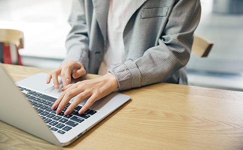 ??贗CP經(jīng)營(yíng)許可證申請(qǐng) ??贗CP經(jīng)營(yíng)許可證申請(qǐng)