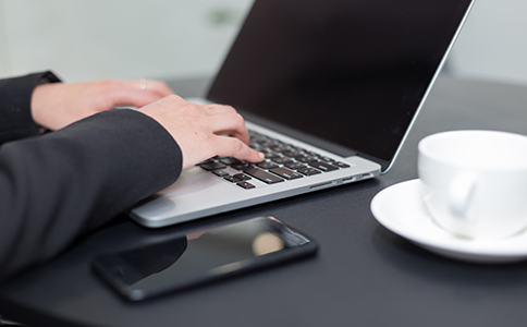 ?？诜止咀?cè)