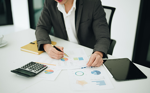 ?？谧兏再Y金需要的資料