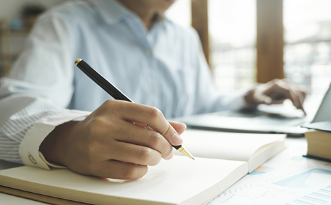 選擇?？谟涃~代理的優(yōu)勢