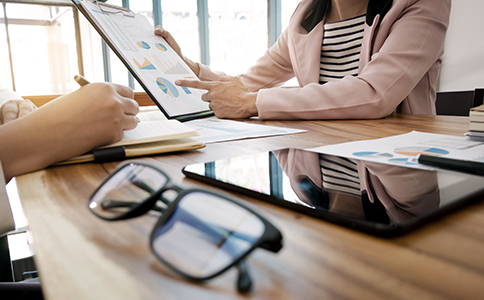 ?？谧杂邢薰緱l件