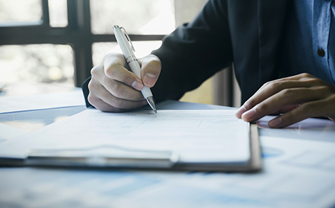 ?？谧怨镜刂芬蟮幕緱l件