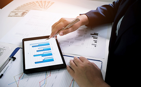 ?？谧载涍\公司的條件