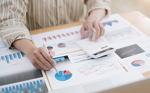 ?？谧怨咀再Y金的基本要求