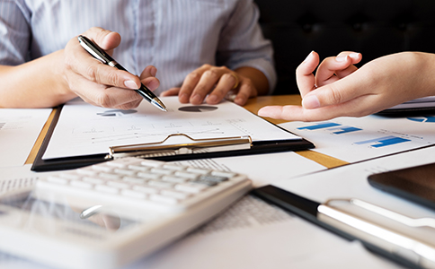 ?？谧?cè)公司需要提供的資料