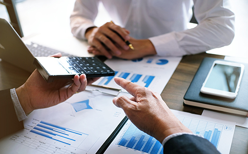 ?？谧?cè)貿(mào)易公司費(fèi)用說明